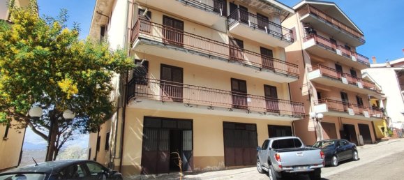 3 rooms Apartment in San Mango sul Calore, Italy No. 12927 2