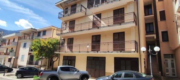 3 rooms Apartment in San Mango sul Calore, Italy No. 12927 3