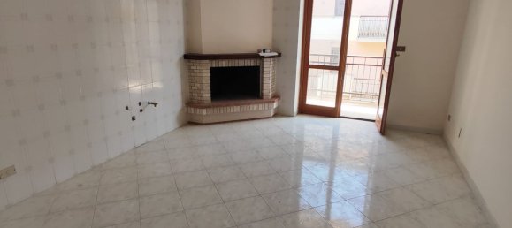 3 rooms Apartment in San Mango sul Calore, Italy No. 12927 5