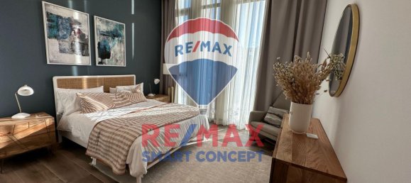 5 bedrooms Villa in Abu Dhabi, UAE No. 39098 12