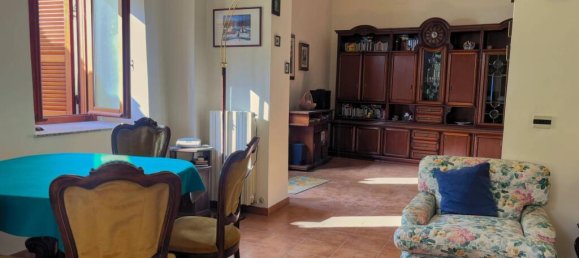 4 bedrooms House in Norcia, Italy No. 164729 5