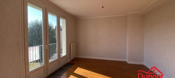 Apartamento de 2 dormitorios en Troyes, France No. 51490 2