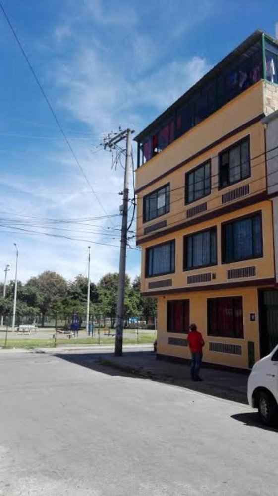 8 غرف نوم منزل في Bogota, Colombia رقم 14808