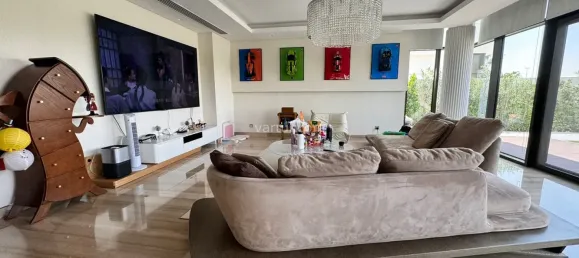 5 Schlafzimmer Villa in Dubai, UAE, Nr. 42696 5