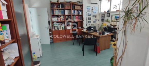 3-salle Bureau à Brindisi, Italy No. 302203 13