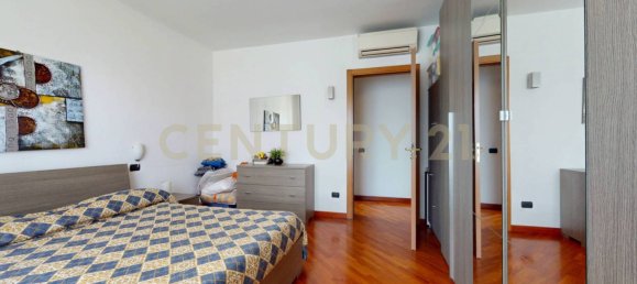 Apartamento de 2 dormitorios en Vanzago, Italy No. 259633 11