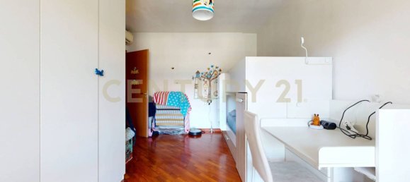 Apartamento de 2 dormitorios en Vanzago, Italy No. 259633 14