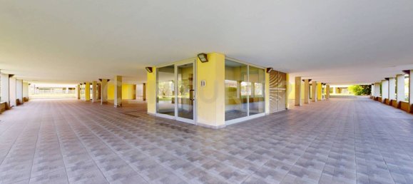 Apartamento de 2 dormitorios en Vanzago, Italy No. 259633 21