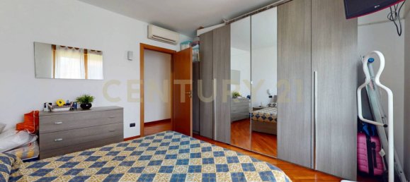 Apartamento de 2 dormitorios en Vanzago, Italy No. 259633 12