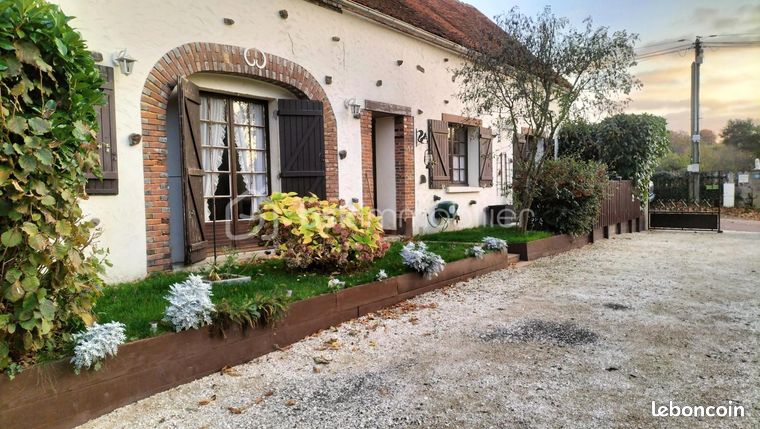 2 bedrooms House in Yonne, France No. 362781