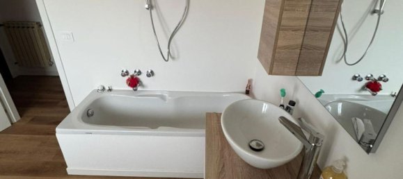 Квартира с 3 комнатами в Стеццано, Италия № 3411 28