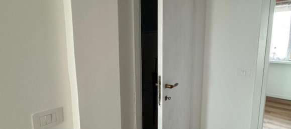 Квартира с 3 комнатами в Стеццано, Италия № 3411 29