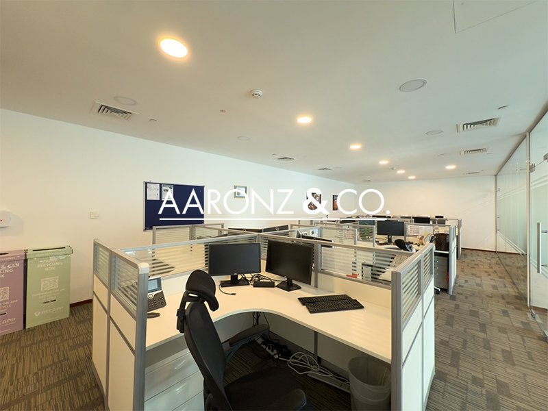 Büro in Sheikh Zayed Road, UAE 179m², Nr. 114290