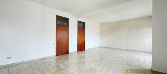 Здание с 5 комнатами в Матера, Италия № 18748 7