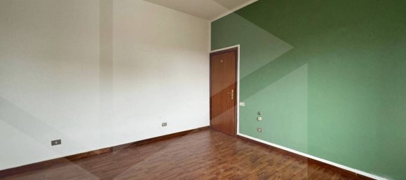 Здание с 5 комнатами в Матера, Италия № 18748 19