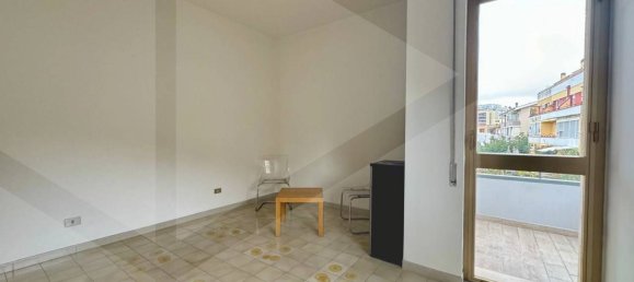 Здание с 5 комнатами в Матера, Италия № 18748 23