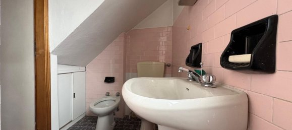 7 rooms House in Valdilana, Italy No. 302799 30