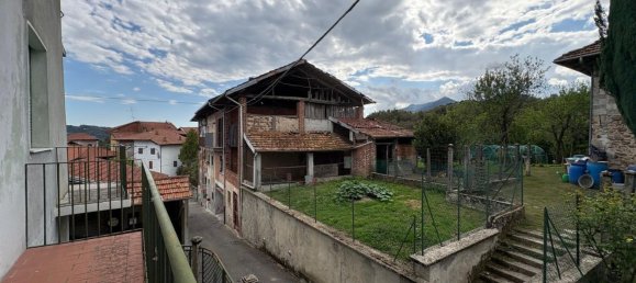 7 rooms House in Valdilana, Italy No. 302799 12