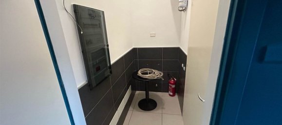  مكتب في Desenzano del Garda, Italy 50متر مربع رقم 85075 8