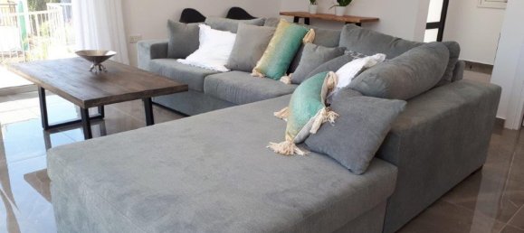 3 bedrooms Villa in Paphos, Cyprus No. 25087 7