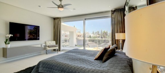 6 bedrooms Villa in Marbella, Spain No. 84153 17