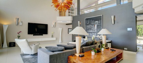 6 bedrooms Villa in Marbella, Spain No. 84153 15