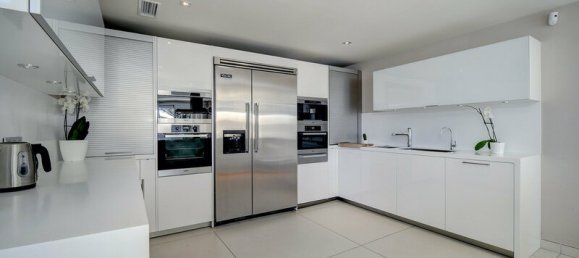 6 bedrooms Villa in Marbella, Spain No. 84153 14