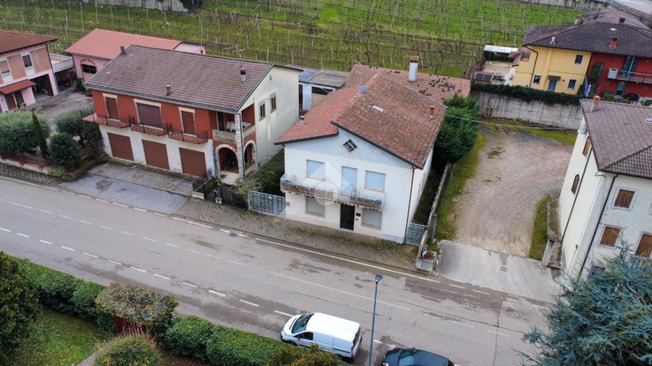 9-salle Maison à Montecchia di Crosara, Italy No. 110575