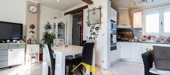 3 chambres Maison à Éragny, France No. 173584 2