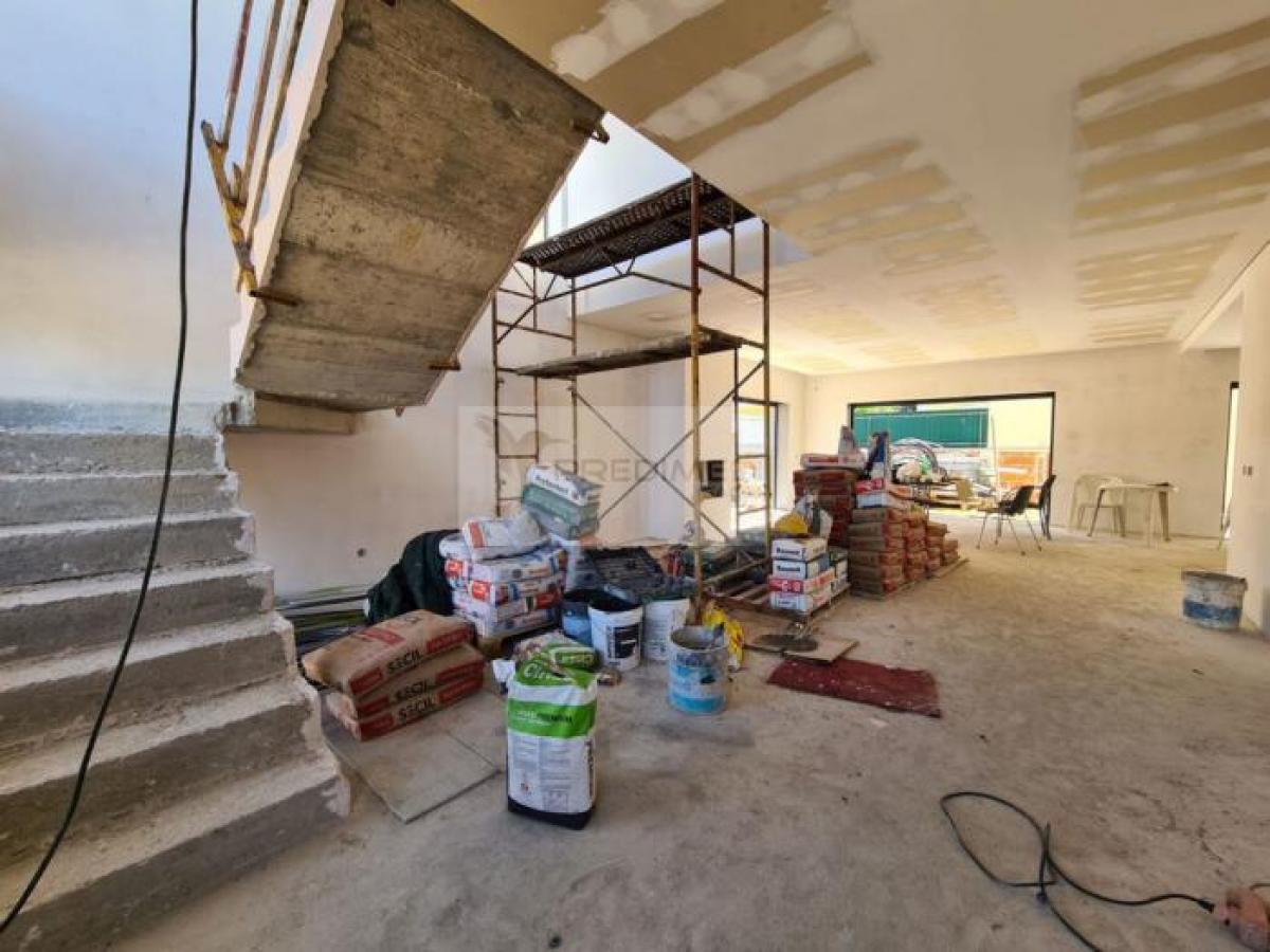 4 غرف نوم منزل في Seixal, Portugal رقم 809