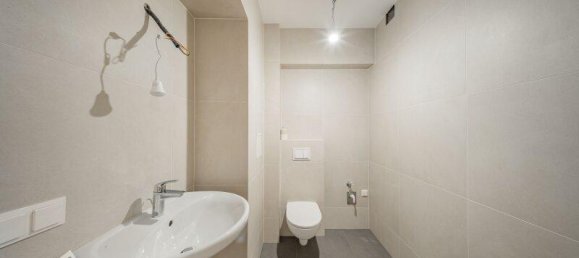 2 rooms Apartment in Favoriten, Austria No. 42712 12