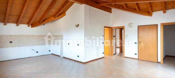 Apartamento T2 em Valgreghentino, Italy N.º 354225 7