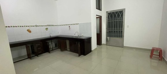 144m² Townhouse in District 7, Vietnam No. 19481 4