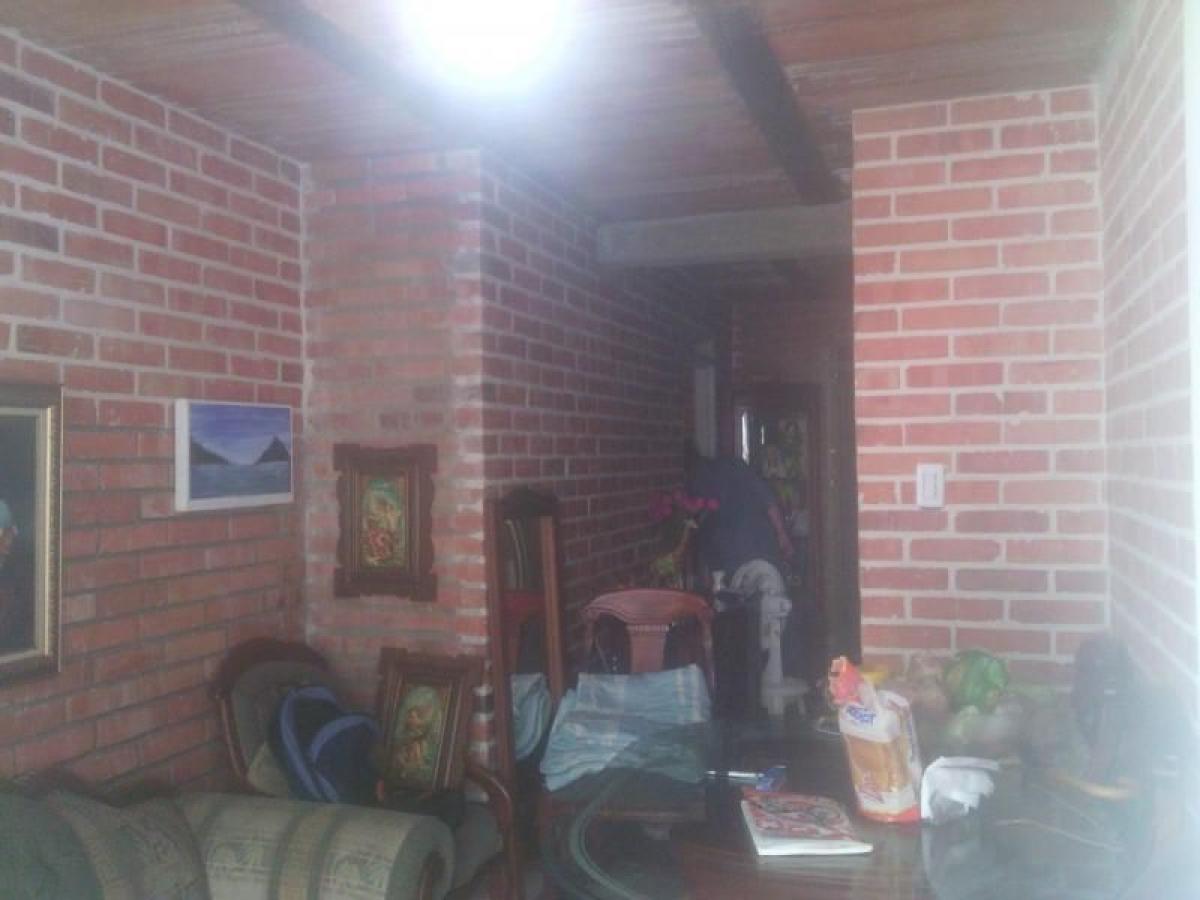 6 bedrooms House in Valle del Cauca, Colombia No. 2348