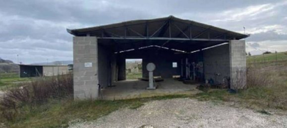 Склад 920м² в Тарквиния, Италия № 343885 2