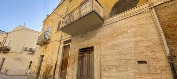 6-Zimmer Haus in San Severo, Italy, Nr. 20542 20