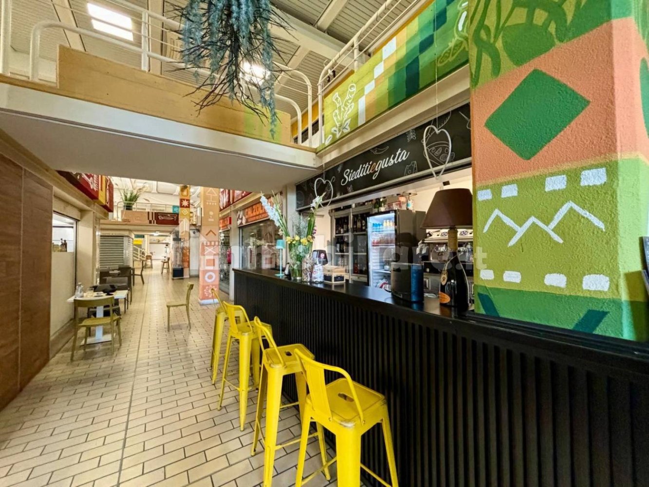 Коммерческая недвижимость с 2 комнатами в Имола, Италия № 33322