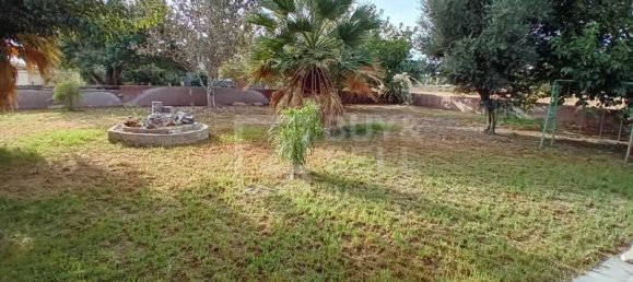 4 bedrooms Commercial property in Kato Polemidia, Cyprus No. 21440 8