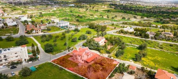 4 bedrooms Commercial property in Kato Polemidia, Cyprus No. 21440 5