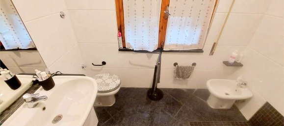 2 bedrooms Apartment in Prato, Italy No. 47700 25