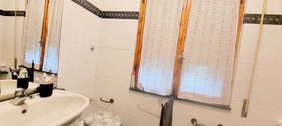 2 bedrooms Apartment in Prato, Italy No. 47700 27