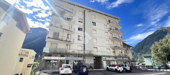 Apartamento de 3 dormitorios en Sondalo, Italy No. 359588 6