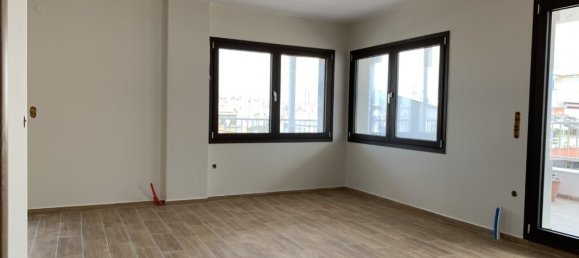 3 bedrooms Apartment in Thessaloniki, Greece No. 1475 4