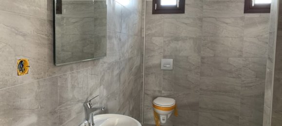 3 bedrooms Apartment in Thessaloniki, Greece No. 1475 10