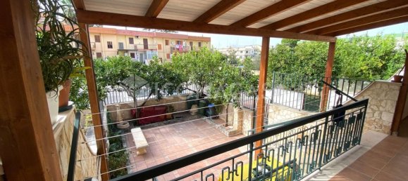 Вилла с 5 комнатами в Модуньо, Италия № 19210 8