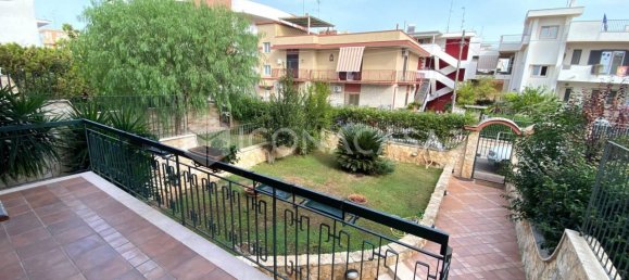 Вилла с 5 комнатами в Модуньо, Италия № 19210 10