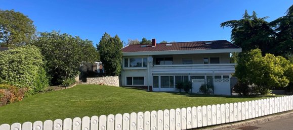 9 rooms House in Baden-Wurttemberg, Germany No. 102386 3