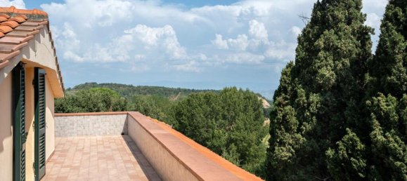 6 bedrooms Villa in Montepulciano, Italy No. 52757 3