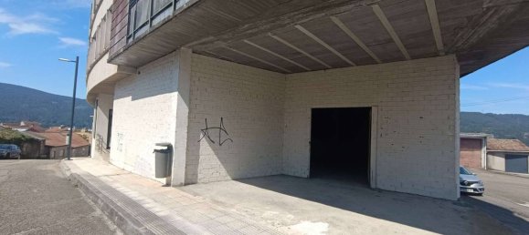 170m² Commercial property in Pontevedra, Spain No. 163730 14