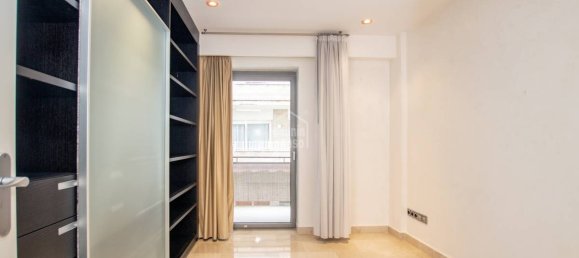 Квартира с 4 спальнями в Маон, Испания № 699 6